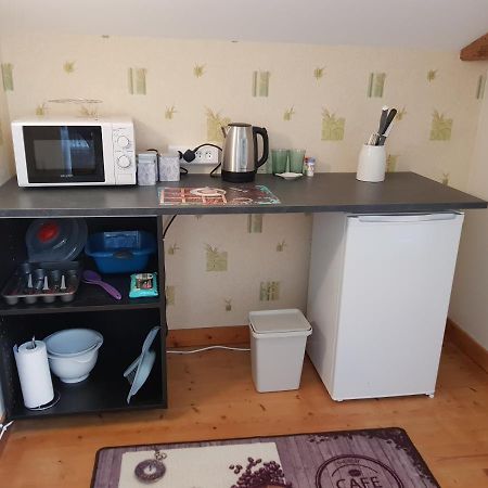 Le Pommier Chambre D'Hote Clussais-la-Pommeraie Buitenkant foto