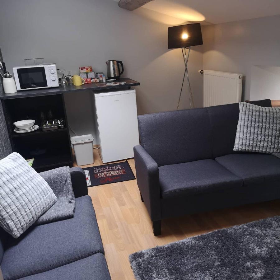 Le Pommier Chambre D'Hote Clussais-la-Pommeraie Buitenkant foto